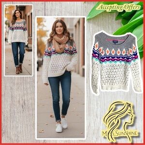 American Eagle Outfitters - Sz XS - unique Sweater - bottom half knit hole sexy